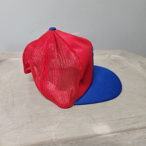 Vintage Car Quest Auto Parts Stores Snapback Trucker Cap Mesh Red and Blue Patch - Picture 4 of 5